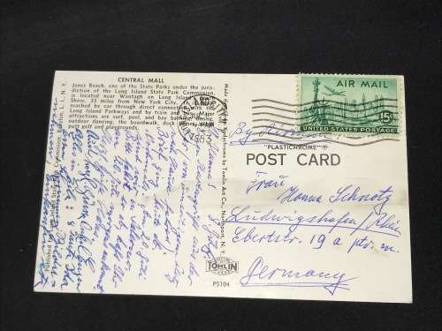 VINTAGE POSTCARD OF JONES BEACH LONG ISLAND USA