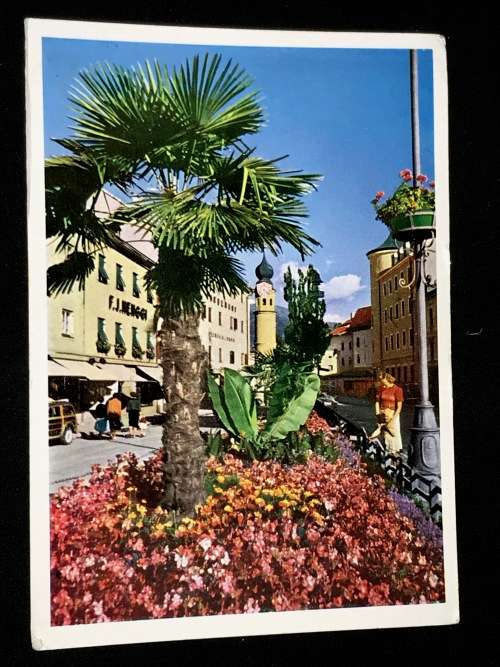 VINTAGE POSTCARD OF LIENZ HAUPTPLATZ AUSTRIA