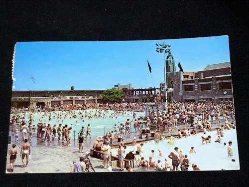 VINTAGE POSTCARD OF NEW YORK USA
