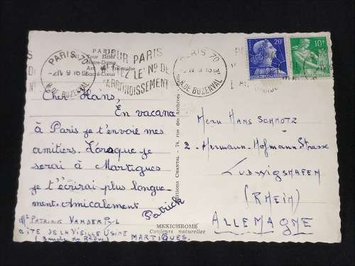 VINTAGE POSTCARD PARIS FRANCE