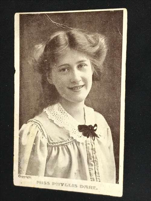 1920 POSTCARD MISS PHYLLIS DARE CAPE TOWN