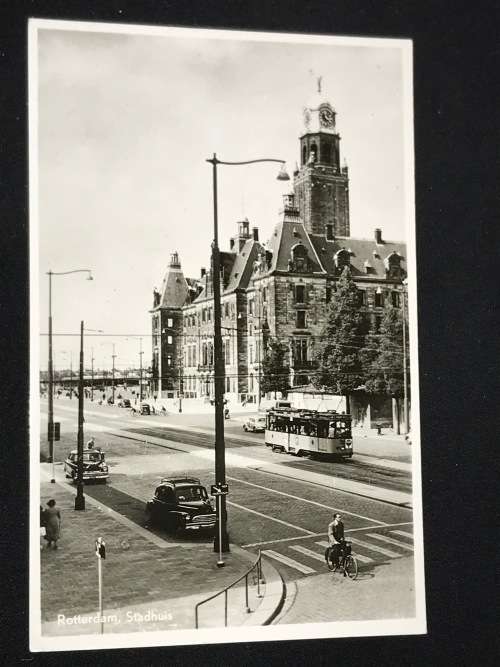 VINTAGE ROTTERDAM STADHUIS HOLLAND POSTCARD 1954