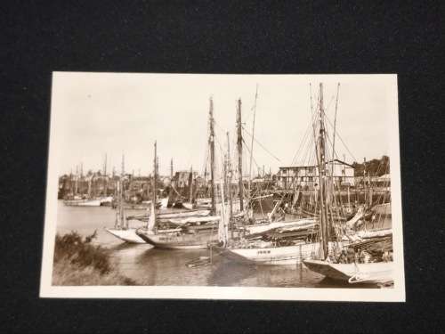 VINTAGE POSTCARD LORIENT LA FLOTILLE DE PECHE FRANCE