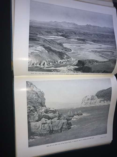 A GLIMPSE OF SOUTH AFRICA BY M.S. TALJAARD 1949