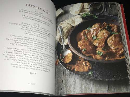 THE REAL MEAL REVOLUTION BY PROK TIM NOAKES ,SALLY-ANN CREED, JONNO PROUDFOOT AND DAVID GRIER SIGNED