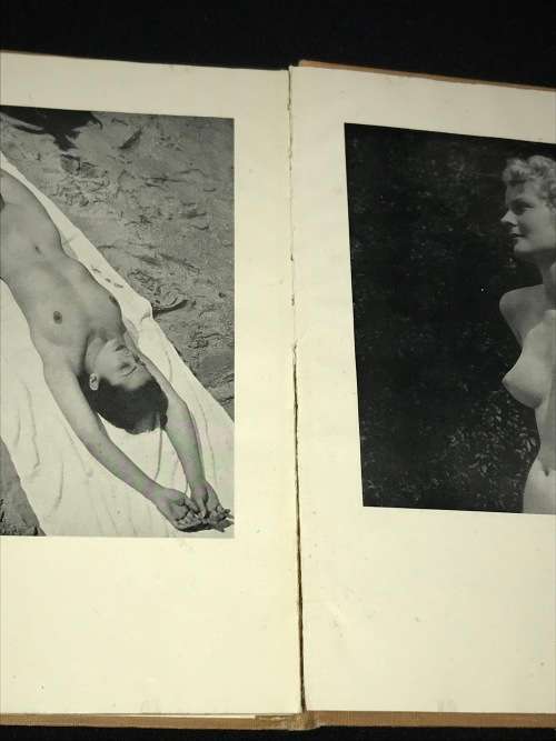 THE WELSH MAID FORTY EIGHT PHOTOGRAPHIC STUDIES OF THE NUDE BY ROYE 1948