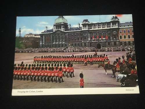 VINTAGE POSTCARD OF TROOPING THE COLOUR LONDON UK