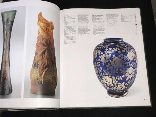 GLASS THROUGHOUT TIME HISTORY AND TECHNIQUE OF GLASSMAKING FROM ANCIENT WORLD TO THE PRESENT - SKIRA