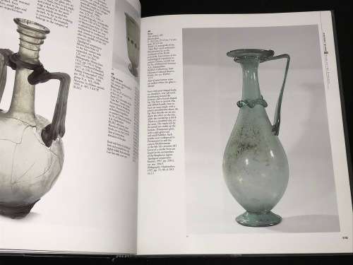 GLASS THROUGHOUT TIME HISTORY AND TECHNIQUE OF GLASSMAKING FROM ANCIENT WORLD TO THE PRESENT - SKIRA