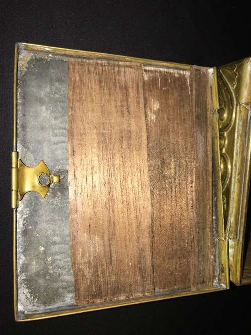 ANTIQUE BRASS CIGAR BOX