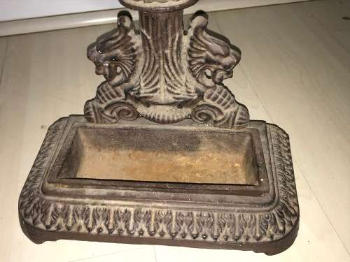 VICTORIAN / REPRODUCTION CAST IRON UMBRELLA STAND