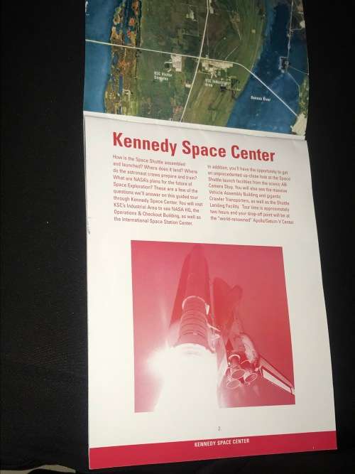 NASA GUIDED TOURS OF THE KENNEDY SPACE CENTRE GUIDE BOOK