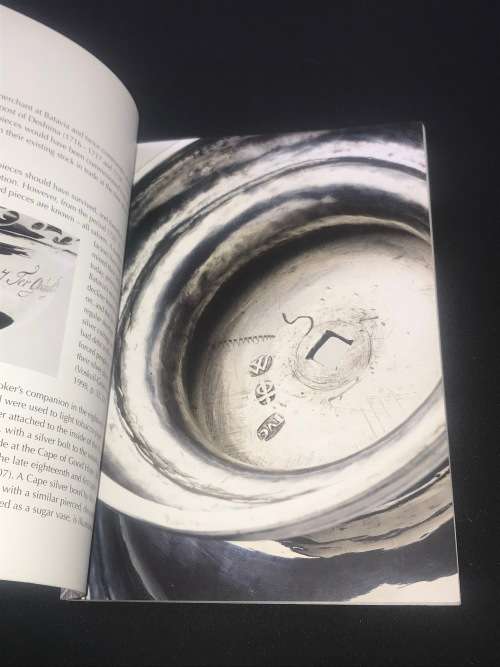 UIT VERRE STREKEN BY DEON VILJOEN & GUUS ROELL FURNITURE AND WORKS OF ART FROM EUROPEAN TRADING POST