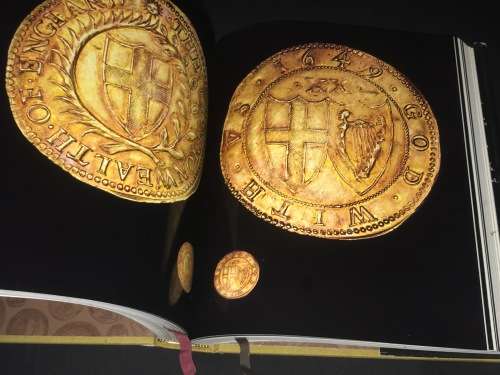 THE ART OF COINS AND THEIR PHOTOGRAPHY BY GERALD HOBERMAN
