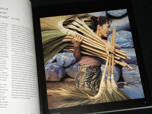 THE PHOTOGRAPHER`S EYE COMPOSITION AND DESIGN FOR BETTER DIGITAL PHOTOS BY MICHAEL FREEMAN