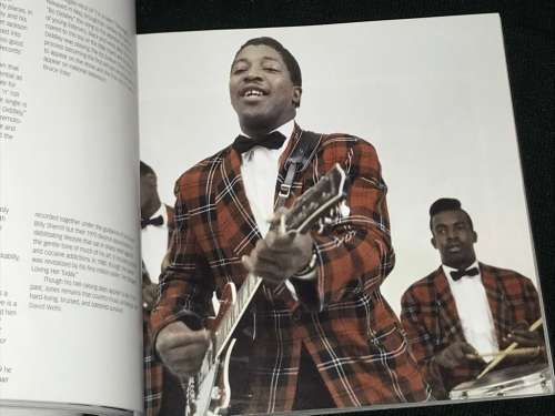 THE LITTLE BLACK BOOK MUSIC