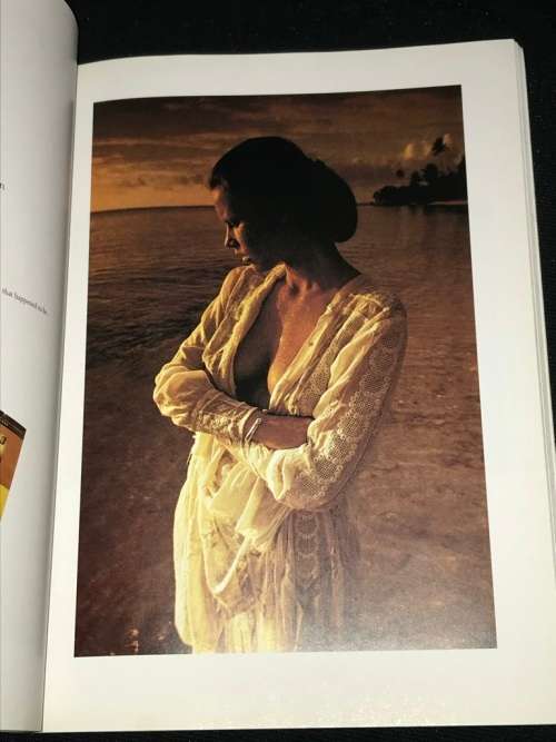 PIRELLI CALENDAR CLASSICS 100 PHOTOGRAPHS FROM THE FIRST 30 YEARS