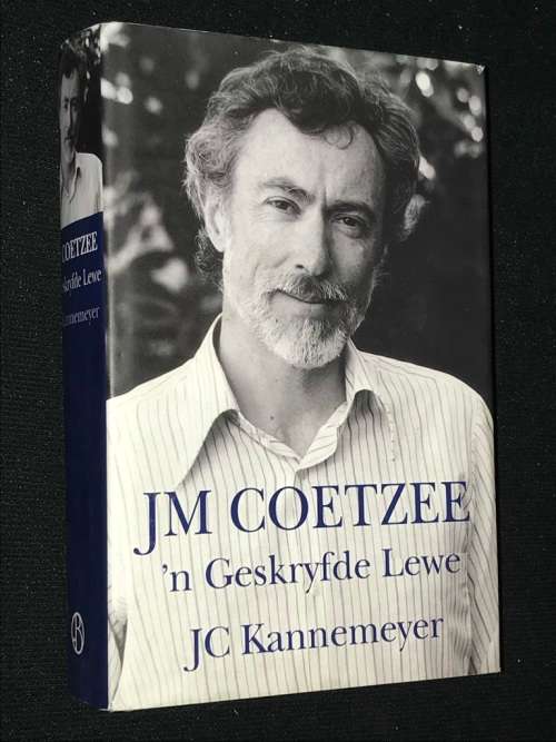 J.M.COETZEE N` GESKRYFDE LEWE DEUR JC KANNEMEYER