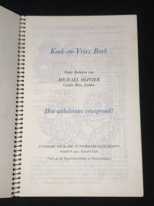 TUPPERWARE COOK & FREEZE / KOOK EN VRIESBOEK