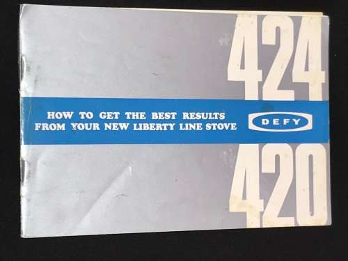 DEFY 424/420 STOVE BOOK WITH RECIPES