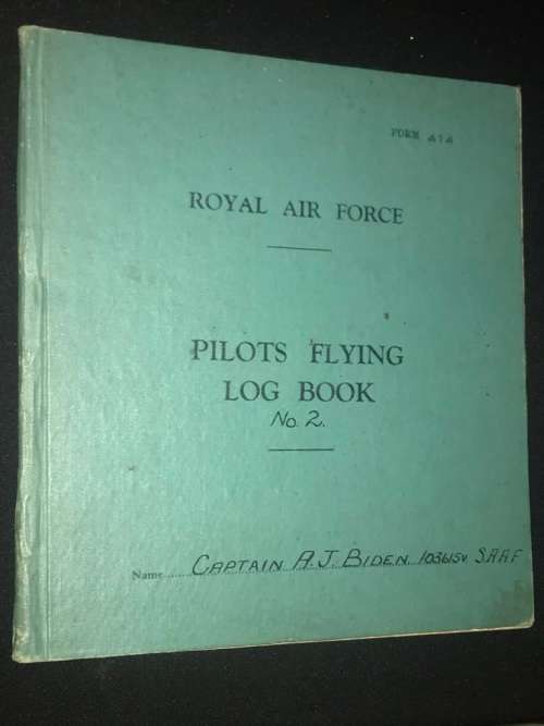 ROYAL AIR FORCE PILOTS FLYING LOG BOOK 1945