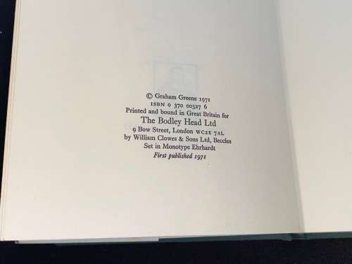 A SORT OF LIFE BY GRAHAM GREENE 1ST EDITION