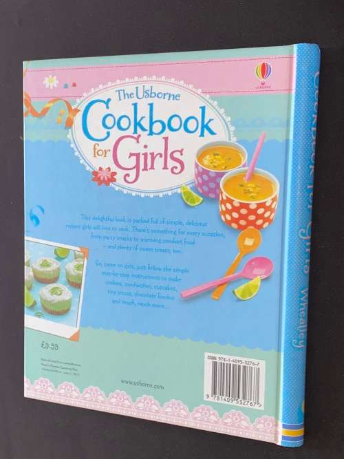 THE USBORNE COOKBOOK FOR GIRLS