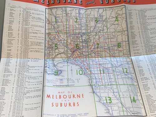 MELBOURNE AND SUBURBS - VICTORIA VINTAGE FOLD OUT MAP