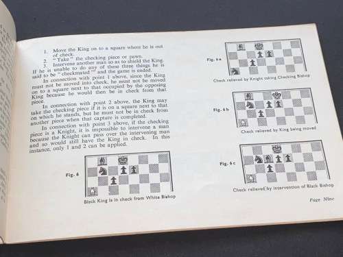 KNOW THE GAME OF CHESS - PRODUCED FOR THE BRITISH CHESS FEDERATION 1950`S