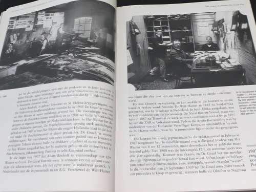 N` LEWE VAN SY EIE DIE BIOGRAFIE VAN VOLKSBLAD DEUR LEO BARNARD & JAN-AD STEMMET