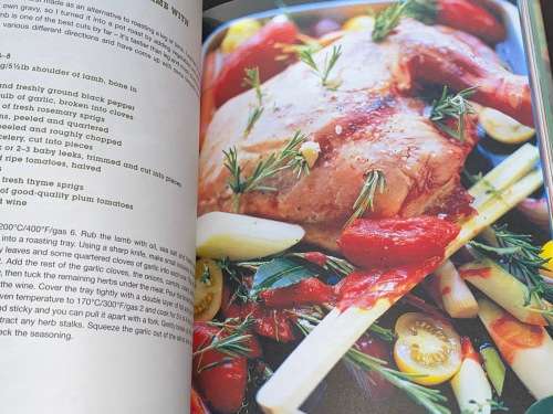 JAMIE`S DINNERS BY JAMIE OLIVER