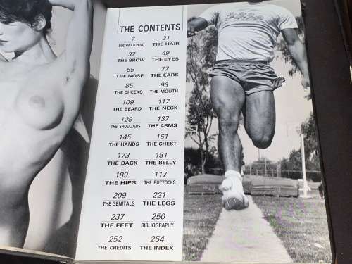 BODYWATCHING A FIELD GUIDE TO THE HUMAN SPECIES BY DESMOND MORRIS INSCRIBED