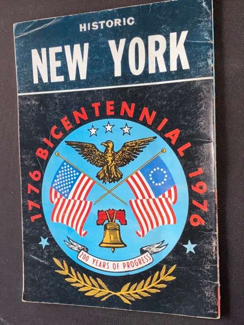 VINTAGE NESTER`S NEW YORK IN COLOUR PICTURES IN DESIGN MAPS