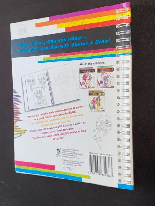 SKETCH & DRAW MANAGA SHOJO - DRESS AND COLOUR YOUR OWN MODELS