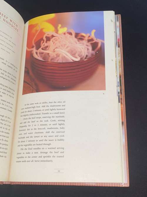 PASTA NOODLES, LASAGNA, RAVIOLI, PESTOS A GOURMET PANTRY COOK BOOK BY JANE STACEY