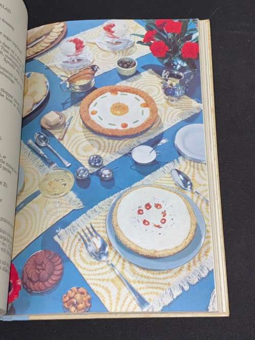 ARTISTRY IN COLD FOOD PREPARATION