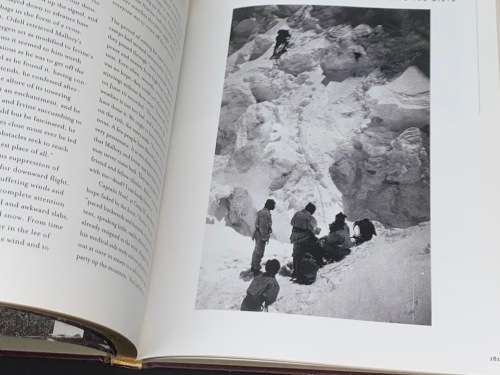 LAST CLIMB THE LEGENDARY EVEREST EXPEDITIONS OF GEORGE MALLORY BY DAVID BREASHEARS & AUDREY SALKELD