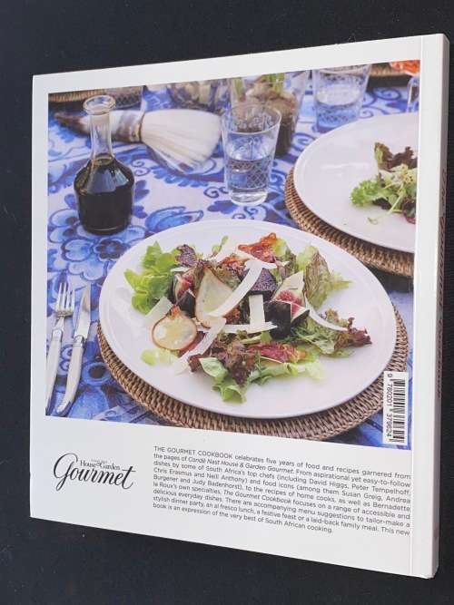 THE GOURMET COOOKBOOK BY BERNADETTE LE ROUX