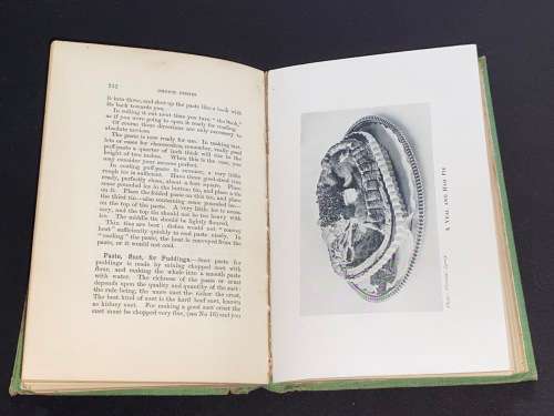 CHOICE DISHES AT SMALL COST BY A.G. PAYNE 1909