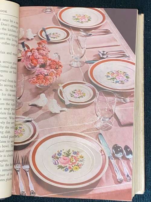 WOMAN`S HOME COMPANION COOK BOOK