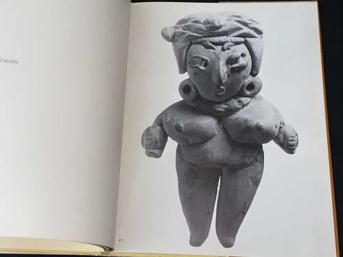 PRE-COLUMBIAN MEXICAN MINIATURES BY ANNI ALBERS