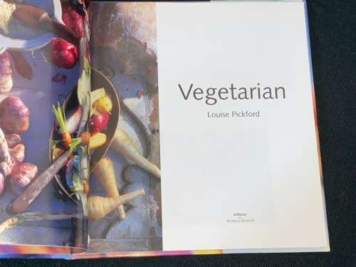 VEGETARIAN RECIPES BY ST MICHAEL FROM MARKS & SPENCER KITCHEN LIBRARY
