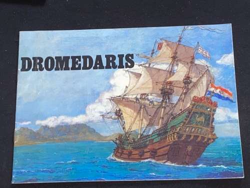 VINTAGE DROMEDARIS BOOKLET
