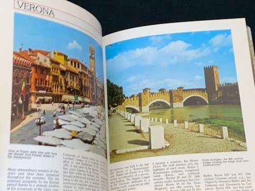 ITALY IN COLOUR - BONECHI
