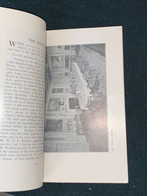 SOUVENIR BOOK OF THE QUEEN`S DOLLS HOUSE
