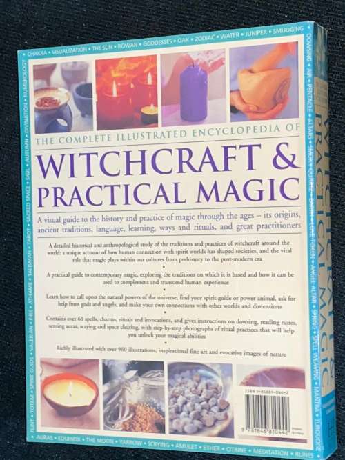 THE COMPLETE ILLUSTRATED ENCYCLOPEDIA OF WITCHCRAFT & PRACTICAL MAGIC