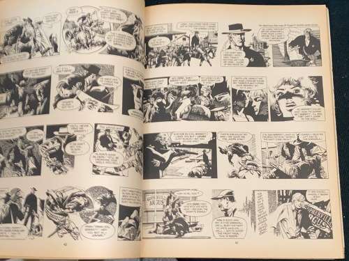 THE DAILY MIRROR BOOK OF GARTH A FLEETWAY ANNUAL