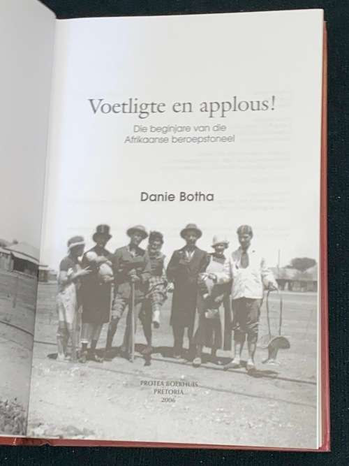VOETLIGTE & APPLOUS DEUR DANIE BOTHA