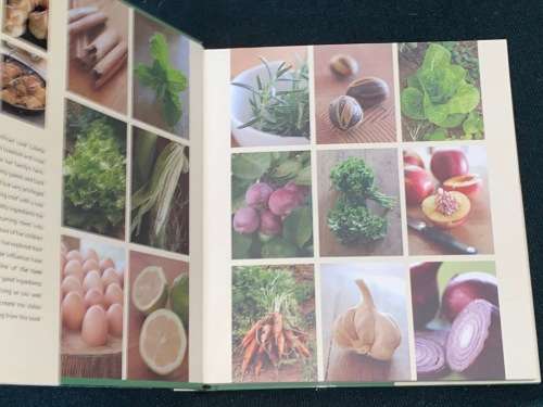 THE FARM KITCHEN BY COLETTE COMINS