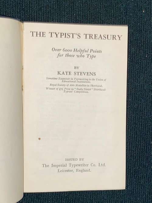 THE TYPIST`S TREASURY BY KATE STEVENS